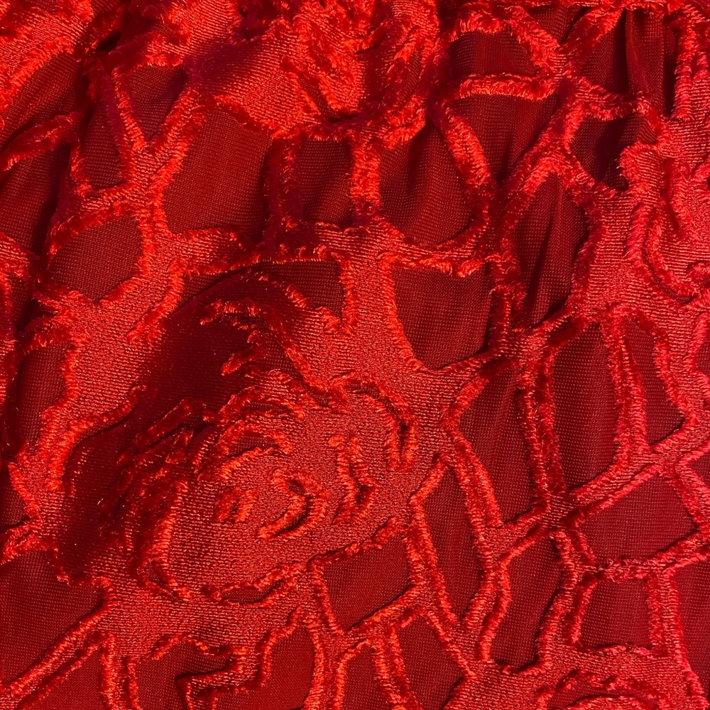 RED ROMPER - Picture 2 of 2